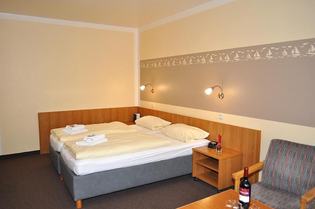 Gaestehaus Lietzow & Stoertebeker Camp Eksteriør bilde